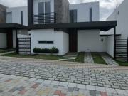 Casa en Urbanización Privada al Sur de Manta