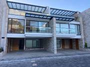 Casa en urbanización, sector Av. Solano