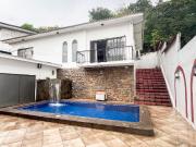 CASA EN URDESA NORTE EN VENTA