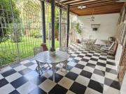 Casa en V. Crespo, 4 dorm en suite. Galería y fondo de 135m2