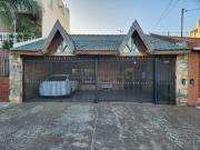 Casa en Valentin Alsina