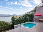 CASA EN VENTA EN VALLE DE BRAVO CON VISTA AL LAGO