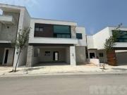 Casa en Valle de Cumbres Premier