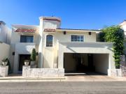 Casa en Valle de Lago