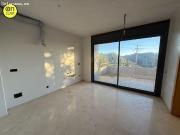 Casa en venda al Serrat a reformar