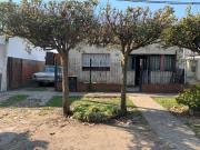 Casa en venta 1 dormitorio 1 baño Cochera 400mts2 Los...