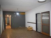 CASA EN VENTA + 1 DPTO + 1 LOCAL COMERCIAL