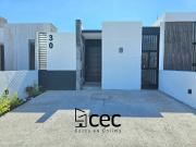 CASA EN VENTA, 1 PLANTA, 2 RECÁMARAS, 2 BAÑOS, COCHERA...