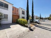 Casa en Venta $2,200,000.00 en Fracc. Alberos...