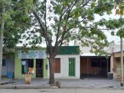 Casa en venta 2 dorm 2 locales, Av principal, comercial,...