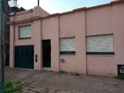Casa en venta 2 dormitorios 1 baño 190mts2 La Plata