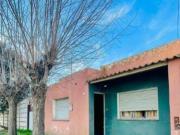 Casa en venta 2 Dormitorios 1 Baño Cochera 300Mts2...