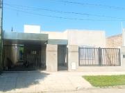 Casa en venta 2 Dormitorios 1 Baño Cochera 330Mts2 Lincoln