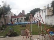 Casa en venta 2 dormitorios 1 baño patio 70 mts2 Berazategui