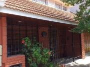 Casa en venta 2 dormitorios 2 baños 190mts2 Bernal