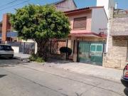 Casa en venta 2 Dormitorios 2 Baños Cochera 200Mts2...