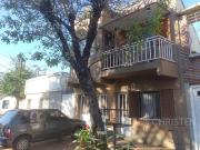 Casa en venta. 2 dormitorios + cochera. Barrio Sur