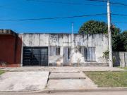 Casa en Venta 2 Dormitorios, Cochera y Patio