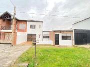 Casa en Venta 2 Dormitorios Los Hornos APTO BANCO