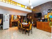 CASA EN VENTA 2 DORMITORIOS MAS LOCAL ECHESORTU