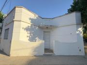 CASA EN VENTA 2 DORMITOROS Y COCHERA ARROYITO