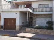 CASA EN VENTA 2 PLANTAS BARRIO GUEMES ZONA TRIBUNALES...