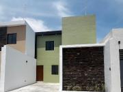 Casa en Venta 2 Plantas, El Mirador de Colima