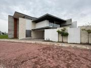 CASA EN VENTA | 2 Recámaras y Gran Terreno de 427 en...