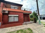 CASA EN VENTA 3 AMBIENTES EN HURLINGHAM