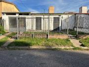 CASA EN VENTA 3 DORM EN ZONA SUR