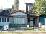 Casa en venta 3 dormitorios 1 baño 500mts2 Manuel B....