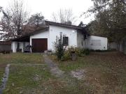 Casa en venta 3 dormitorios 1 baño 814.2mts2 City Bell