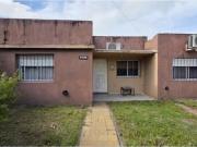 Casa en venta 3 Dormitorios 1 Baño Cochera 275Mts2...