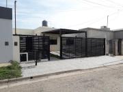 Casa en venta 3 Dormitorios 1 Baño Cochera 350Mts2 Pergamino
