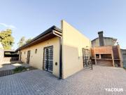 Casa en venta 3 dormitorios 1 baño Cochera 400mts2...