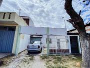Casa en venta 3 Dormitorios 1 Baño Cochera 400Mts2...