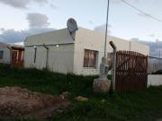 Casa en venta 3 Dormitorios 1 Baño Cochera 405Mts2 Camet...