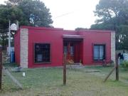 Casa en venta 3 Dormitorios 1 Baño Cochera 495Mts2...