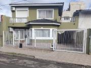 Casa en venta 3 dormitorios 2 baños 1 cochera 197mts2 Pilar