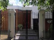 Casa en venta 3 Dormitorios 2 Baños 2 Cocheras 200Mts2...