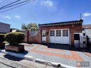 Casa en venta 3 Dormitorios 2 Baños Cochera 274mts2...