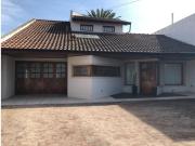 Casa en venta 3 Dormitorios 2 Baños Cocheras 520Mts2 Mar...