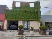 Casa en venta 3 Dormitorios 2 Baños Local Cochera...