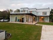 Casa en venta 3 dormitorios 3 baños 350mts2 totales...