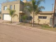 Casa en venta 3 Dormitorios 3 Baños 560Mts2 Villa Nueva,...