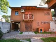 Casa en venta 3 dormitorios 3 baños Cochera 416mts2...