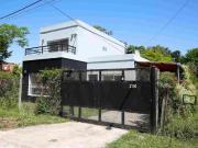 Casa en venta 3 Dormitorios 3 Baños Cochera 468Mts2 City...