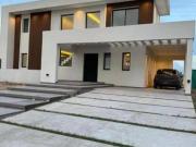 Casa en venta 3 Dormitorios 4 Baños Canning