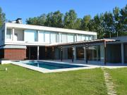 Casa en venta 3 Dormitorios 4 Baños General Belgrano