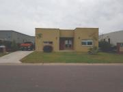 Casa en venta 3 Dormitorios 4 Baños Pilar